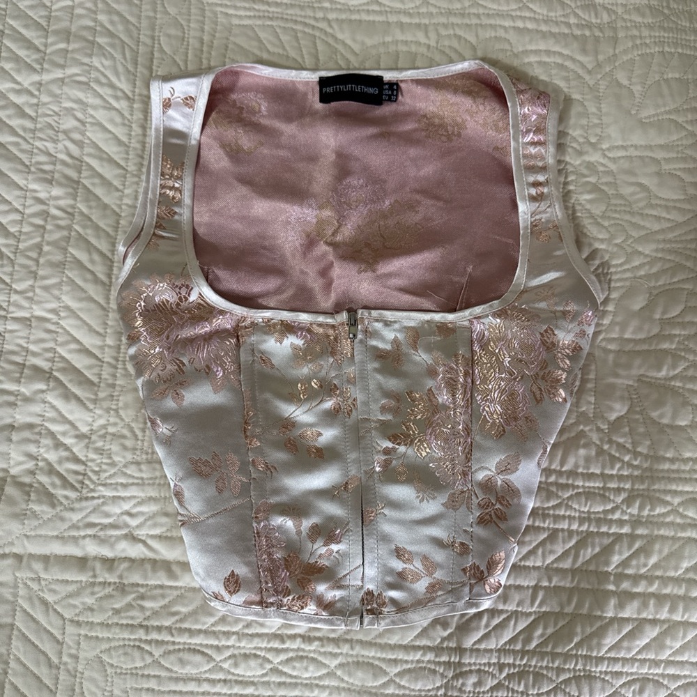 PrettyLittleThing Blush and White Floral Corset